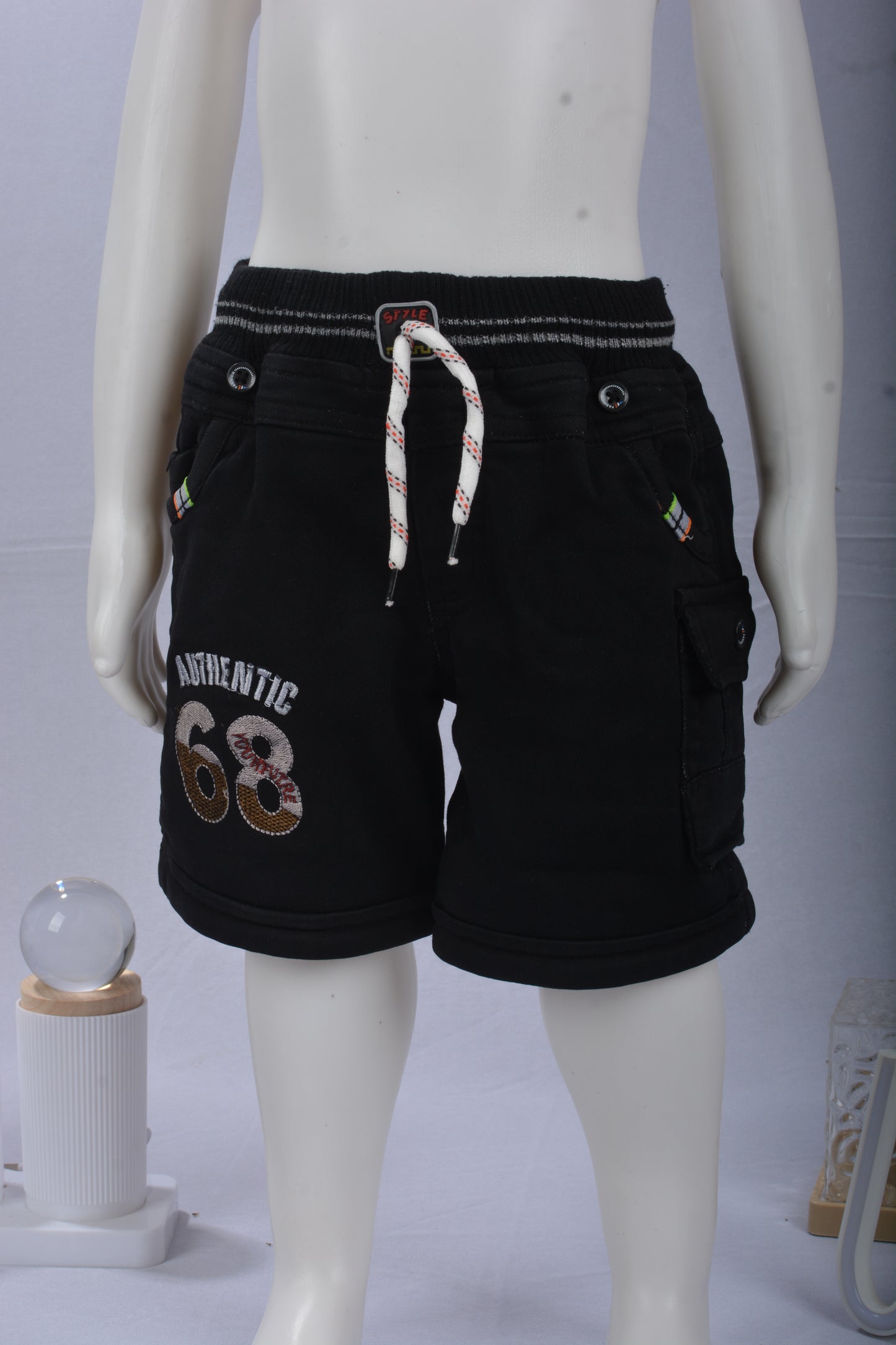 Justmaama Boys' Casual Summer Outfit Set - Soft Graphic Tee & Black Drawstring Cargo Shorts | Stylish 'Authentic' Print
