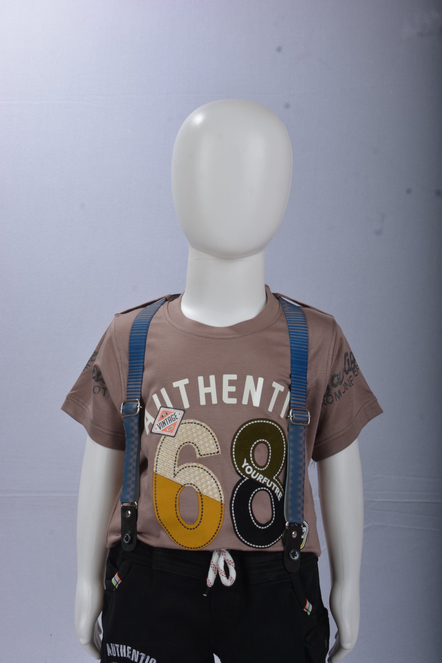 Justmaama Boys' Casual Summer Outfit Set - Soft  Graphic Tee & Black Drawstring  Cargo Shorts | Stylish 'Authentic' Print