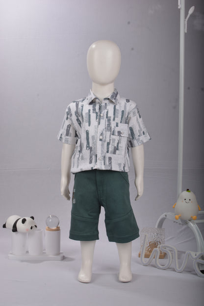 Justmaama Toddler/Little Boy's Modern Printed Short Sleeve Collared Shirt & Multi- Pocket Utility Shorts Set | Two-Piece Outfit