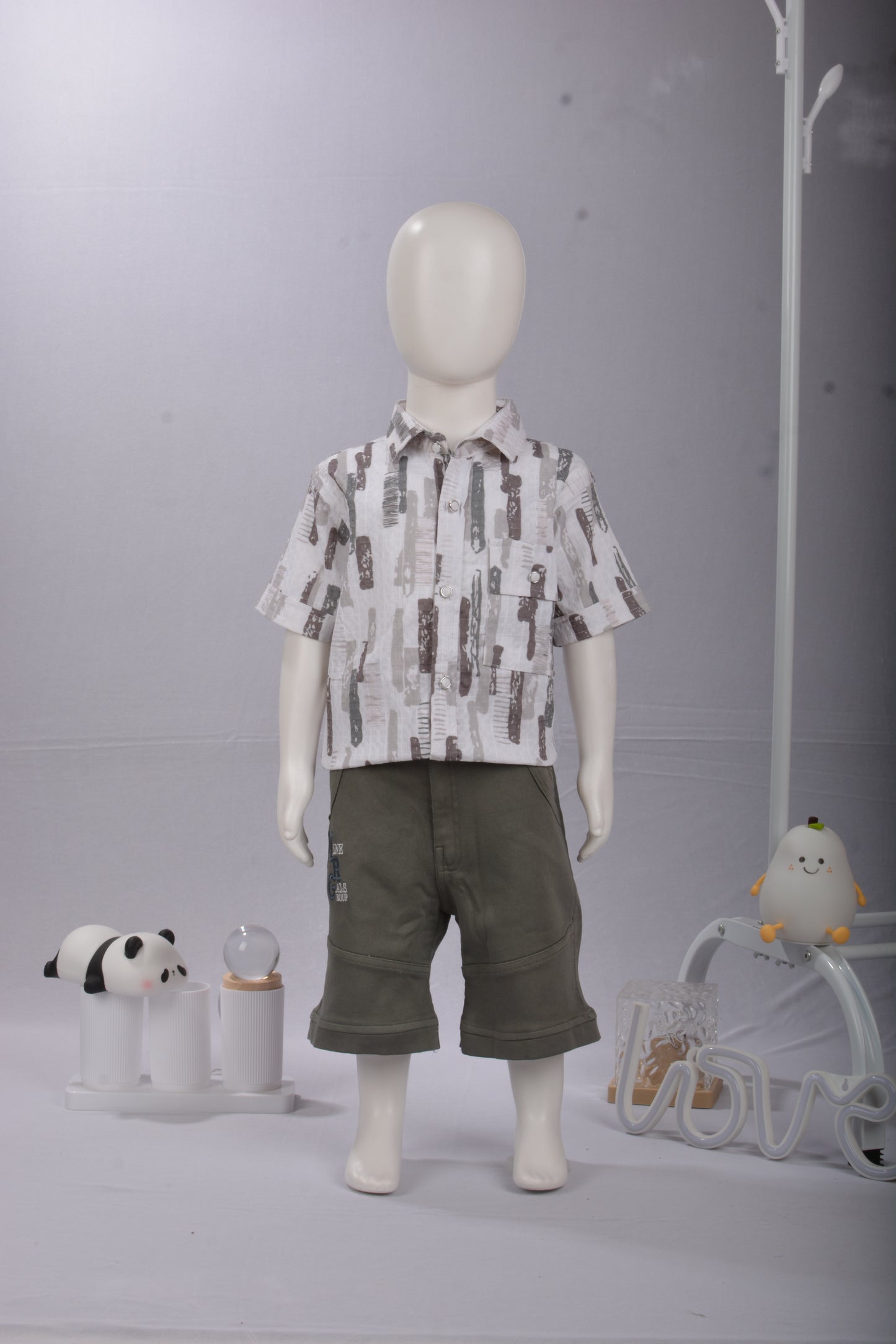 Justmaama Toddler/Little Boy's Modern Printed Short Sleeve Collared Shirt & Multi- Pocket Utility Shorts Set | Two-Piece Outfit