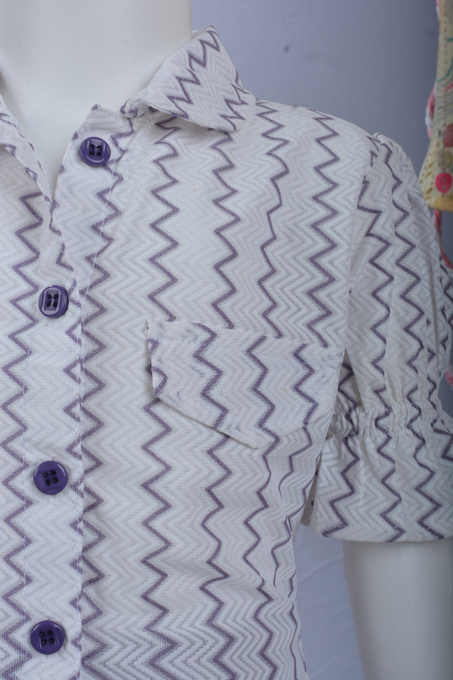 Justmaama Girls’ White Zig Zag Cotton Set – Puff Sleeve Shirt & Cargo  Trousers Outfit for Kids