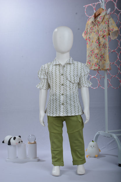 Justmaama Girls’ White Zig Zag Cotton Set – Puff Sleeve Shirt & Cargo  Trousers Outfit for Kids